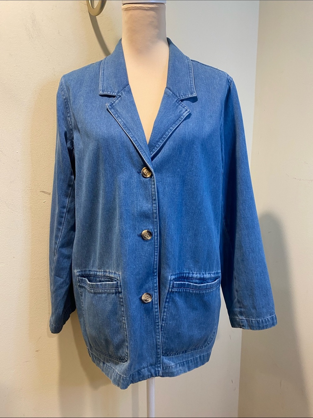 The Tog Shop Women’s Denim Button-Front Jacket - Blue Sz 14P